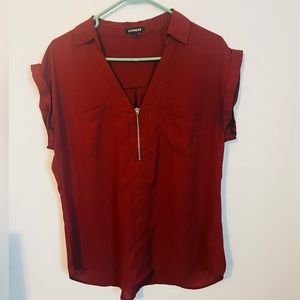 Express blouse with zipper